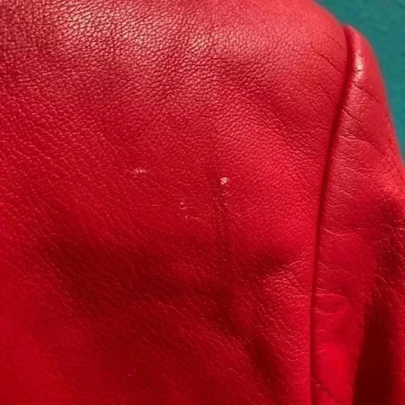 Vintage red leather trench coat in size large - Picture 5 of 8